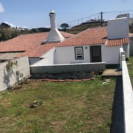 Casa Malbusca Casa de Férias *