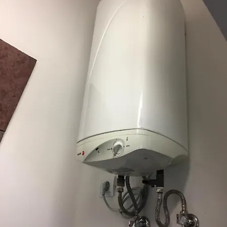 Casa Malbusca Santo Espírito