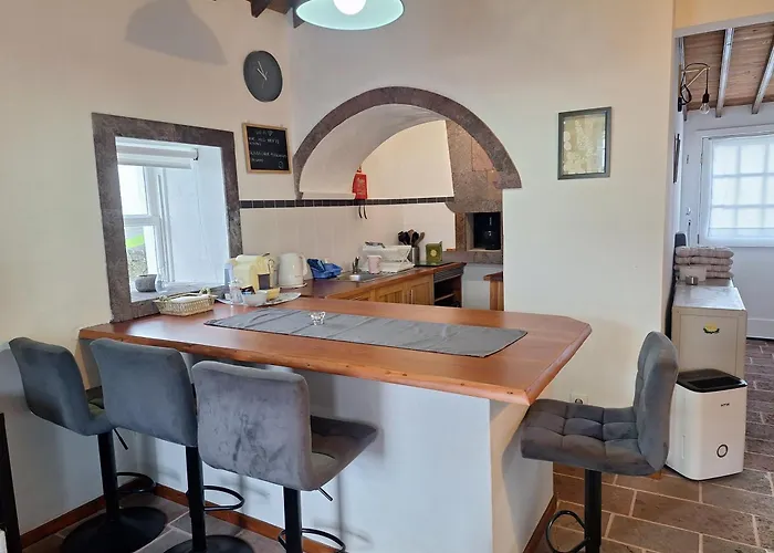 Casa Malbusca Holiday home Santo Espirito